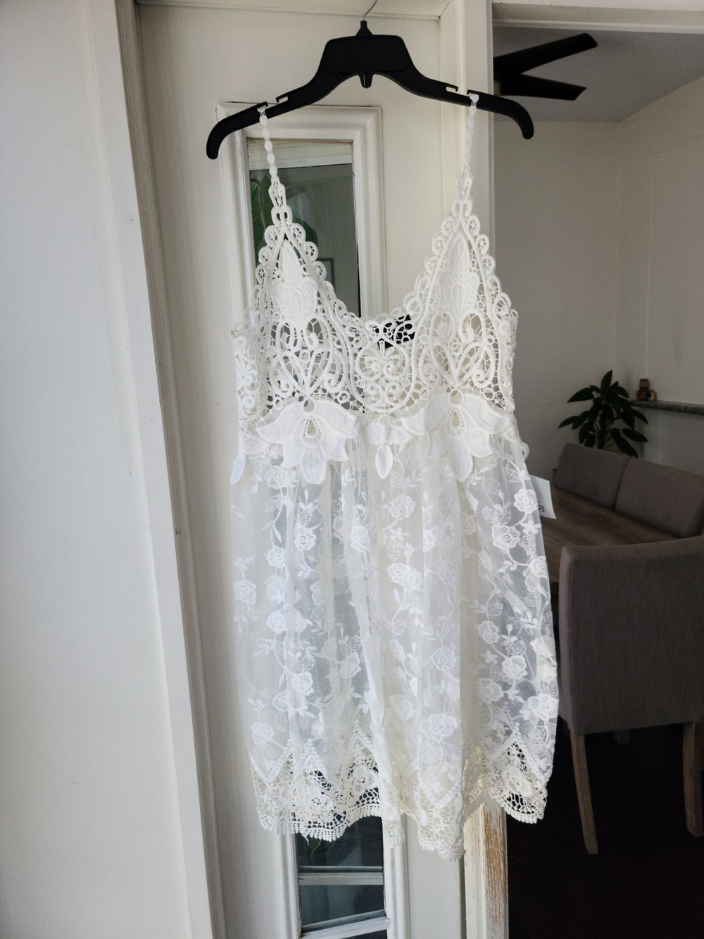 Delicate White Lace Spaghetti Strap Dress